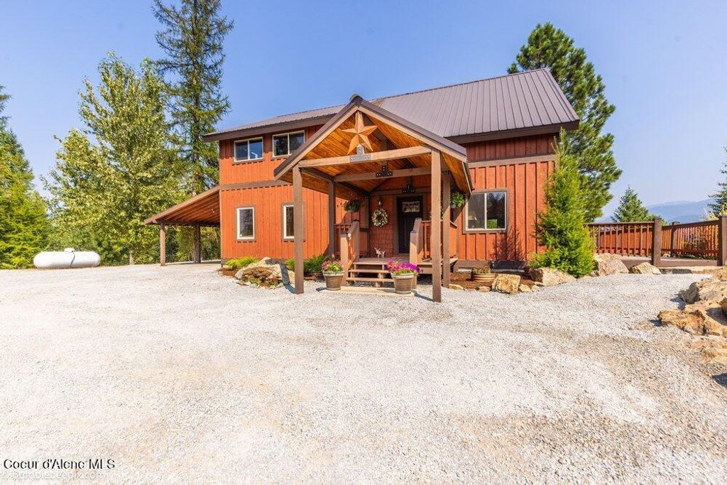 1570 Skyline DR, Pinehurst, ID 83850 photo 4