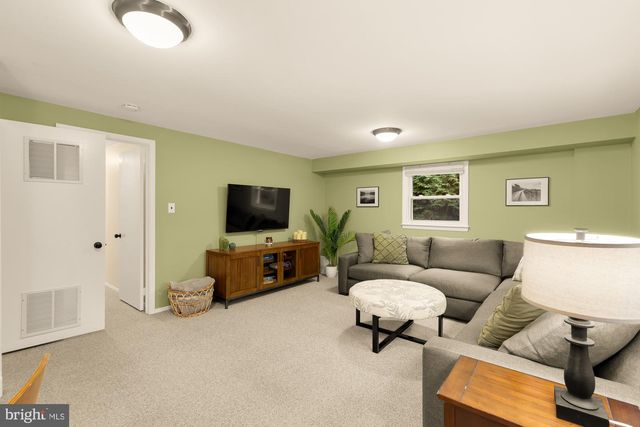 1024 DEVERE DR, Silver Spring, MD 20903