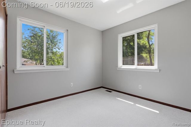 51600 Shelby Road, Utica, MI 48316