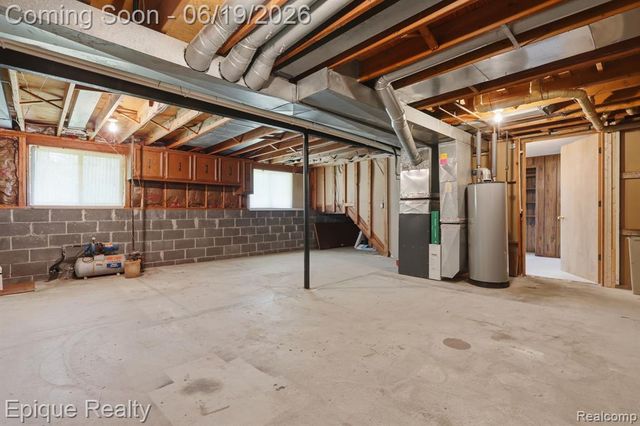51600 Shelby Road, Utica, MI 48316