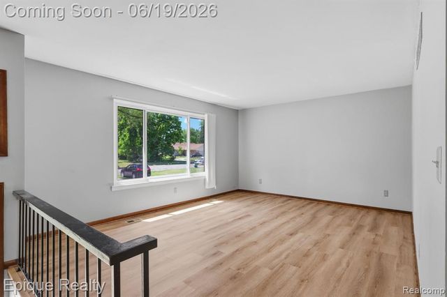 51600 Shelby Road, Utica, MI 48316