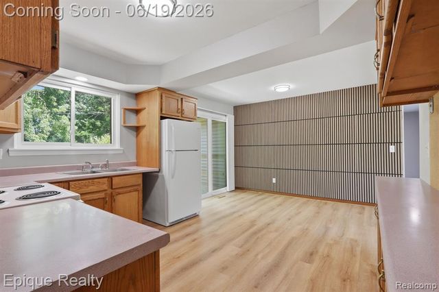 51600 Shelby Road, Utica, MI 48316
