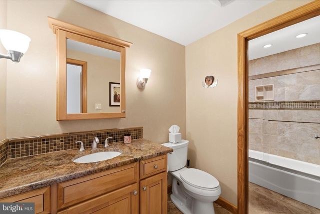 12500 PARADISE SPRING RD, Clifton, VA 20124