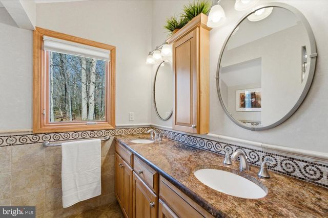 12500 PARADISE SPRING RD, Clifton, VA 20124