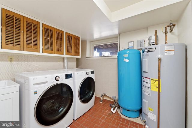 12500 PARADISE SPRING RD, Clifton, VA 20124