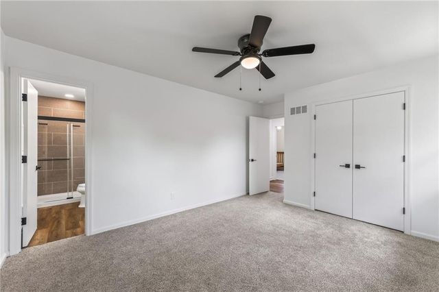 1006 Orrington Place, Lee's Summit, MO 64081