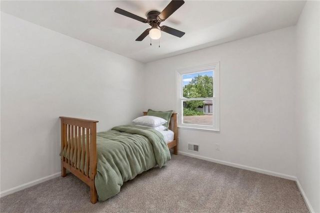 1006 Orrington Place, Lee's Summit, MO 64081