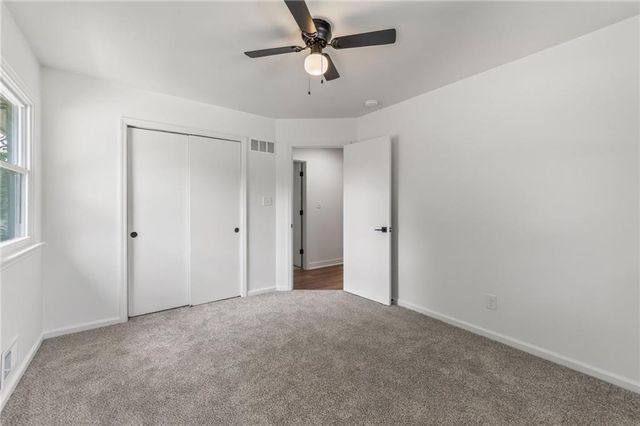 1006 Orrington Place, Lee's Summit, MO 64081