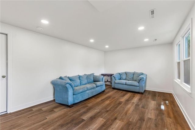 1006 Orrington Place, Lee's Summit, MO 64081