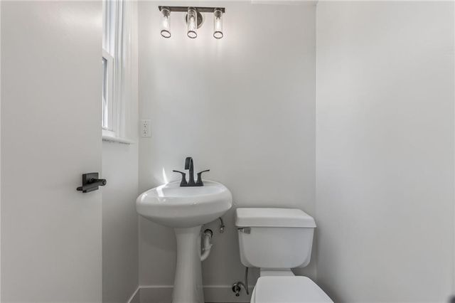 1006 Orrington Place, Lee's Summit, MO 64081