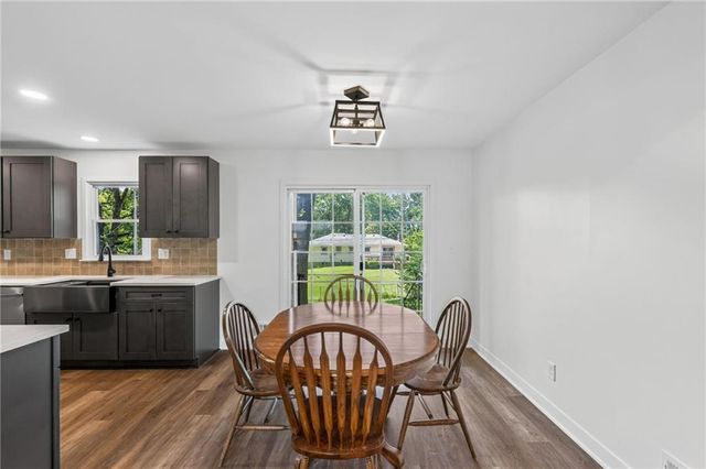 1006 Orrington Place, Lee's Summit, MO 64081