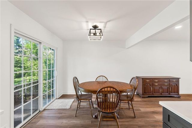 1006 Orrington Place, Lee's Summit, MO 64081