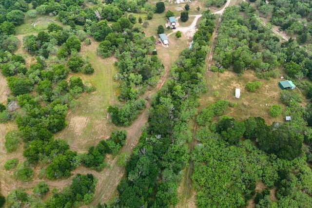 645 Jerrys CRK, Lockhart, TX 78644