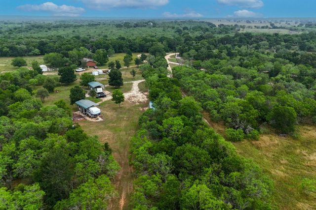 645 Jerrys CRK, Lockhart, TX 78644