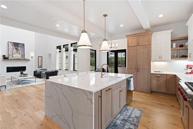 1223 Maple Chase Lane, Winston-salem, NC 27106