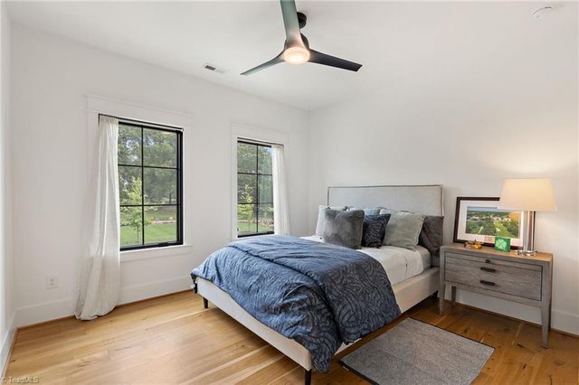 1223 Maple Chase Lane, Winston-salem, NC 27106