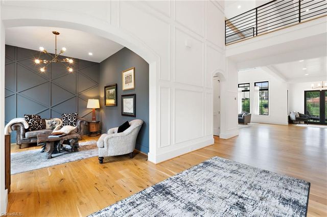 1223 Maple Chase Lane, Winston-salem, NC 27106