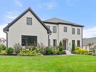 1223 Maple Chase Lane, Winston-salem, NC 27106