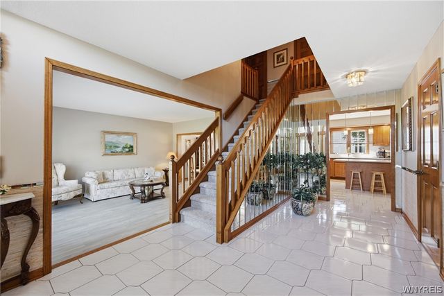 5680 Kippen Drive, Clarence, NY 14051