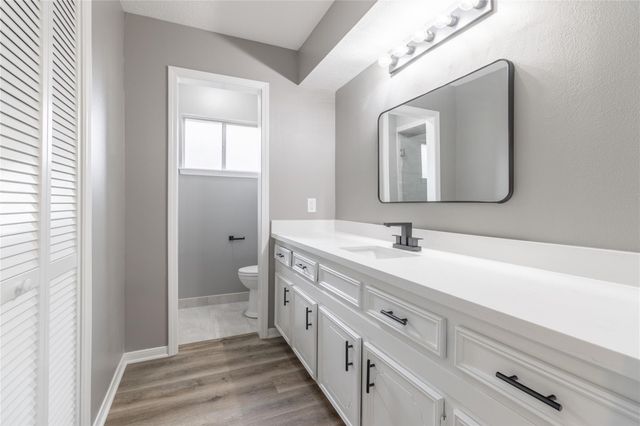 4102 Longhorn Drive, Baytown, TX 77521