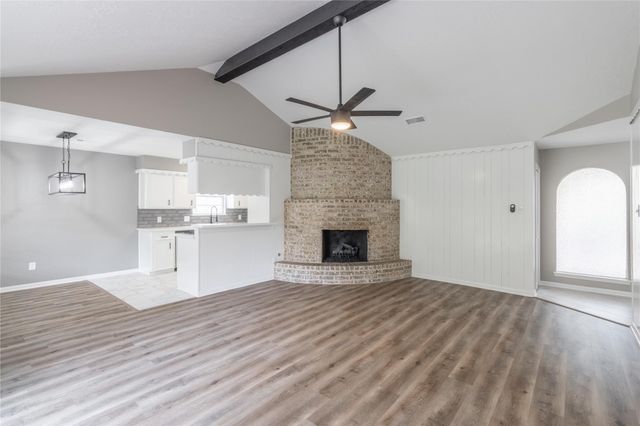 4102 Longhorn Drive, Baytown, TX 77521