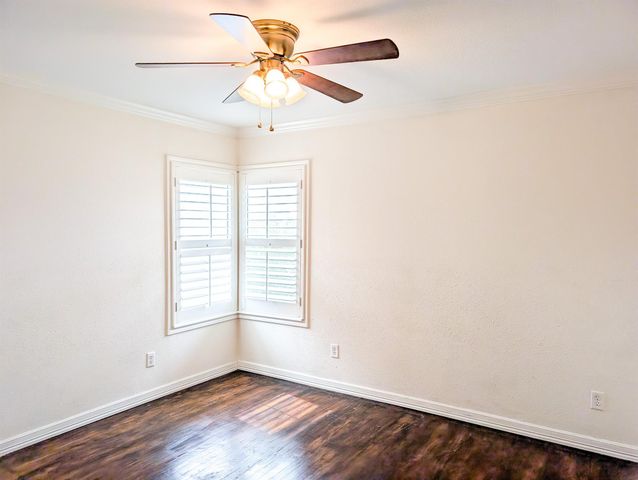 1734 Knightwick Drive, Houston, TX 77008