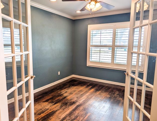 1734 Knightwick Drive, Houston, TX 77008