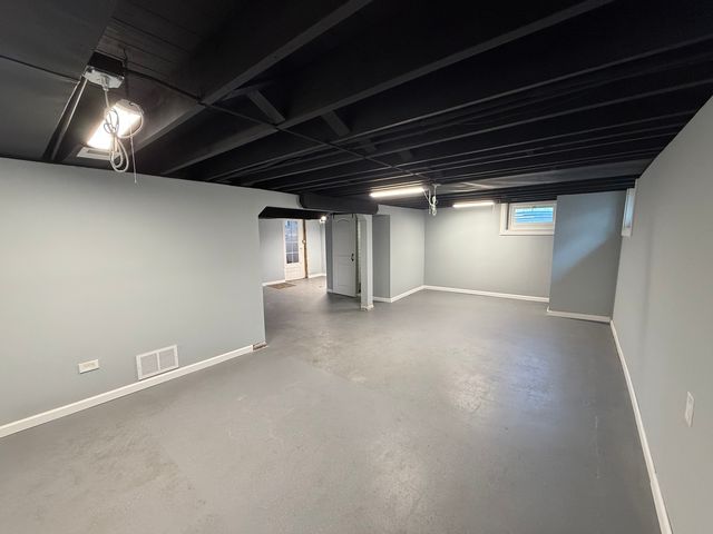 210 E Madison Street, Lombard, IL 60148