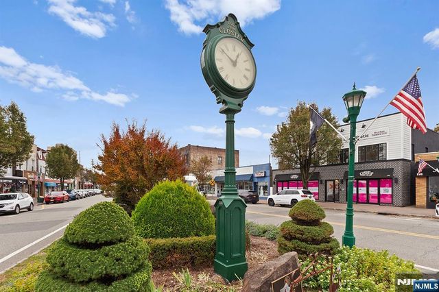 214 Closter Dock Road, Closter, NJ 07624