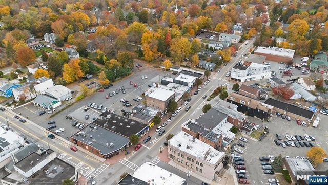 214 Closter Dock Road, Closter, NJ 07624