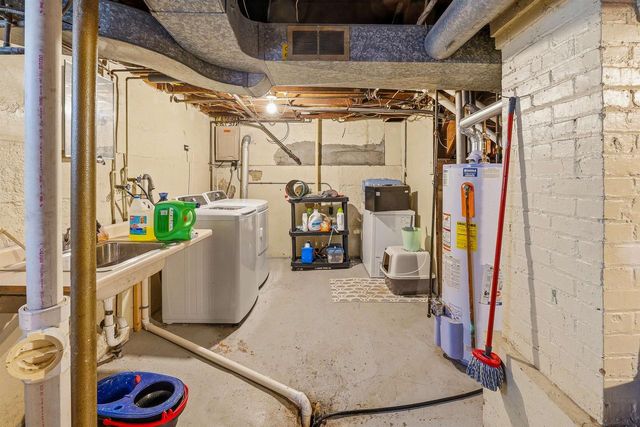 159 E BANK STREET, Fond Du Lac, WI 54935