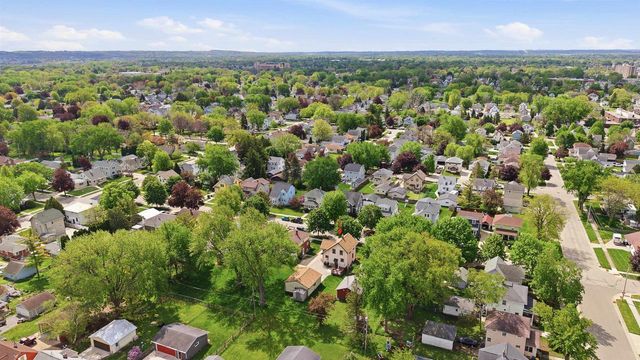 159 E BANK STREET, Fond Du Lac, WI 54935