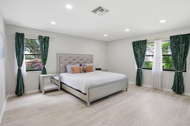 23451 SW 55th Avenue B, Boca Raton, FL 33433