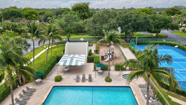23451 SW 55th Avenue B, Boca Raton, FL 33433