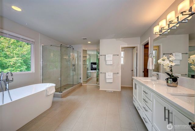 17135 164th Way SE, Renton, WA 98058