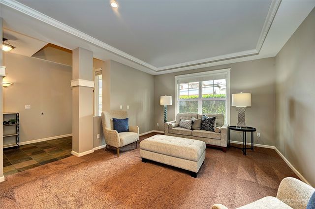 17135 164th Way SE, Renton, WA 98058