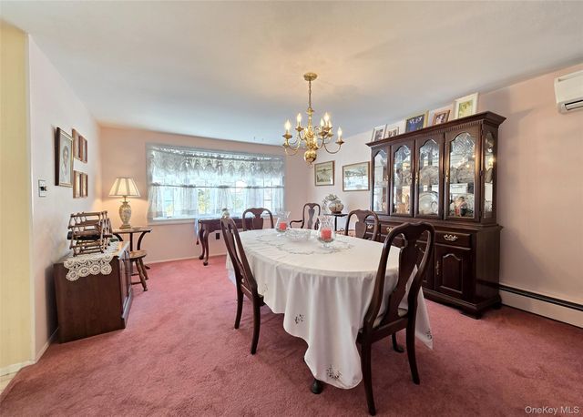 15 Mountain Street, Ronkonkoma, NY 11779