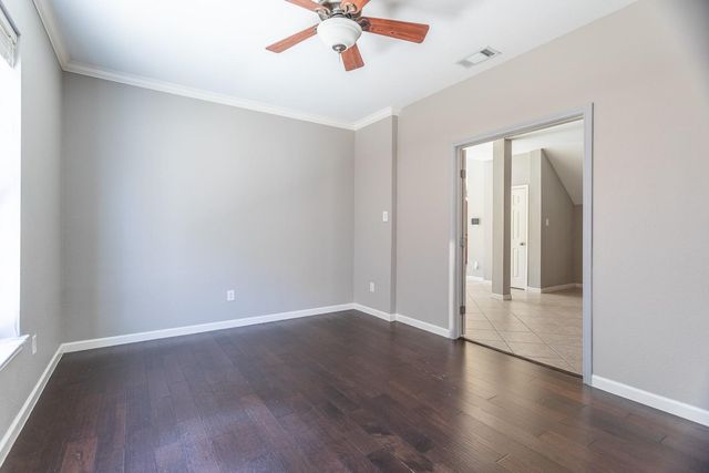 9223 Gauguin Lane, Houston, TX 77459