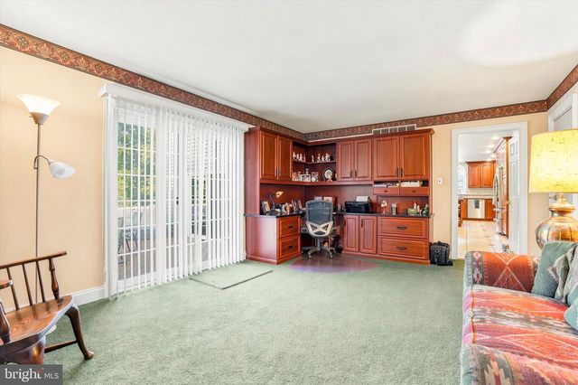 1900 GIBSON DR, Hatboro, PA 19040