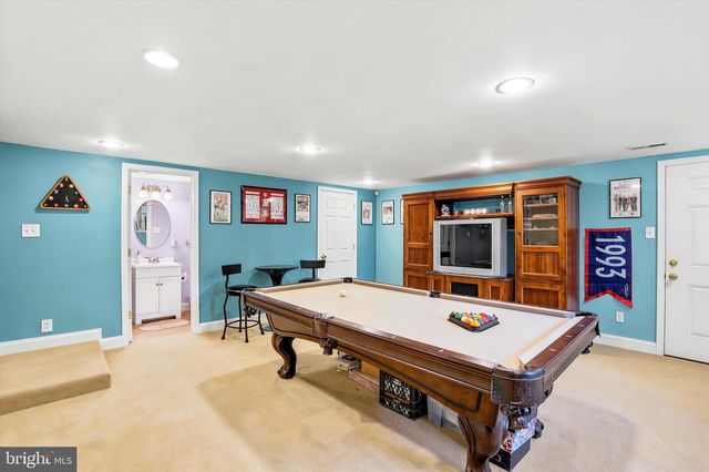 1900 GIBSON DR, Hatboro, PA 19040