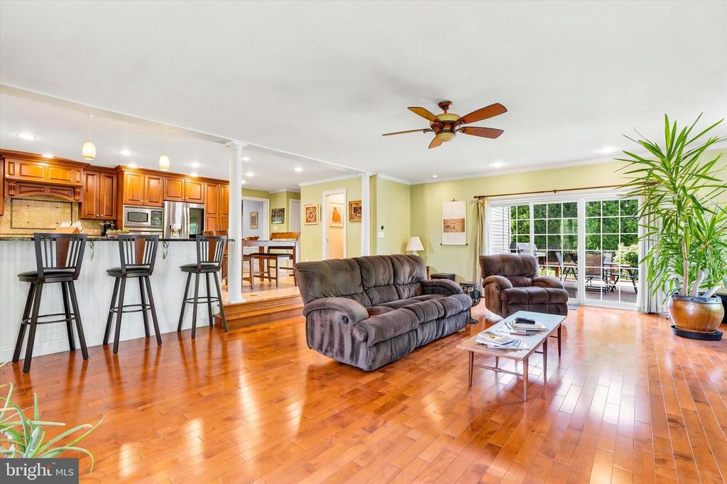 1900 GIBSON DR, Hatboro, PA 19040