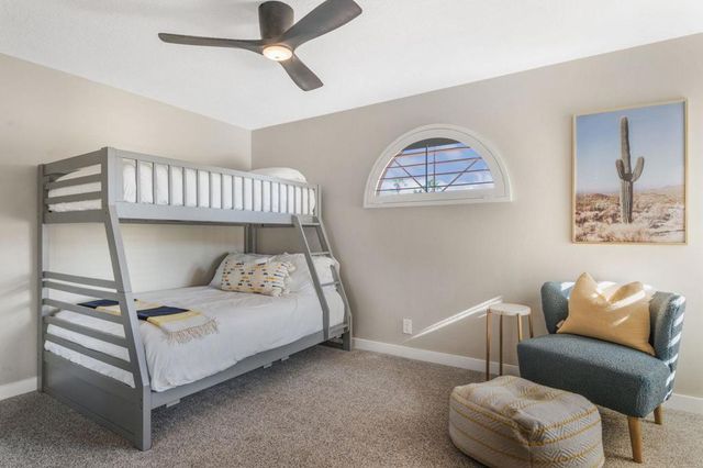 704 Vista Lago N, Palm Desert, CA 92211