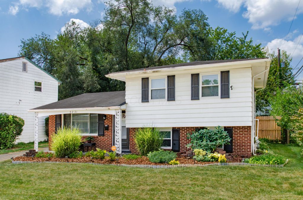 3231 Bluefield Drive, Columbus, OH 43207