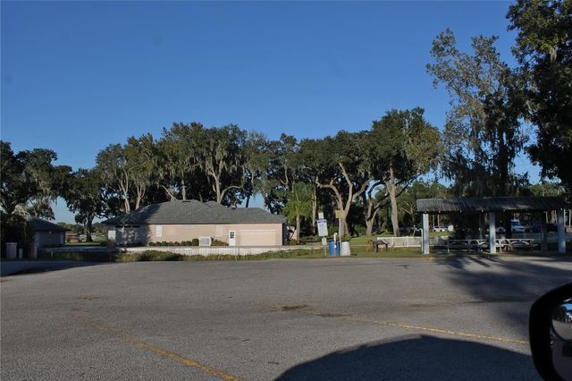 4820 LAKE GIBSON PARK ROAD 3, Lakeland, FL 33809