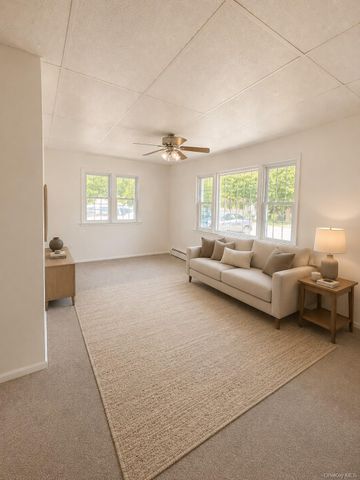 45 Hampton Road, Marlboro, NY 12542