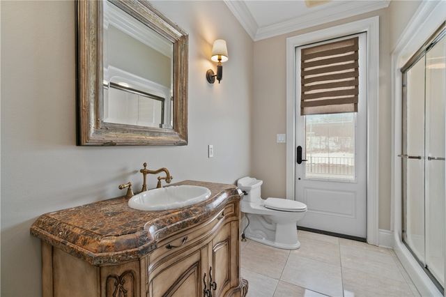 470 Four Lakes Dr, Adams Twp, PA 15044