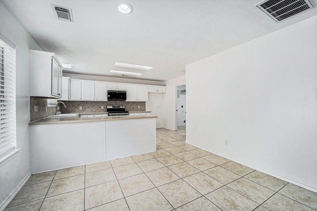 18131 Stone Trail Manor Drive, Humble, TX 77346