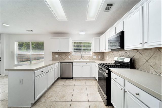 18131 Stone Trail Manor Drive, Humble, TX 77346