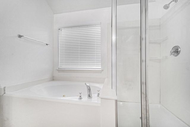 18131 Stone Trail Manor Drive, Humble, TX 77346