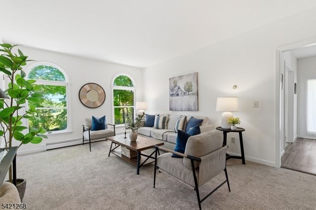 112 Grouser Rd, Franklin Twp., NJ 08873